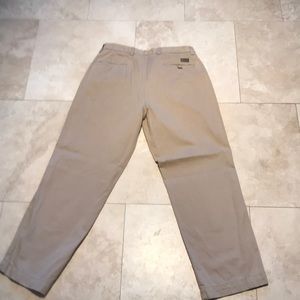 Men’s dockers pants